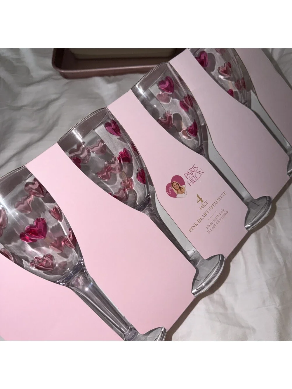 Paris Hilton  Pink Heart Stem Wine  cups Set 4 Piece plastic ware
